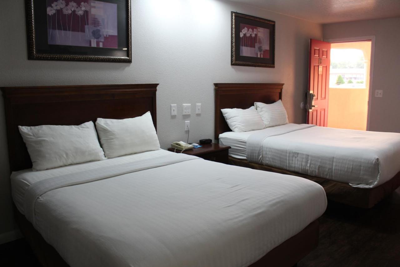 Hotel Thunderbird Vegas/ New Mexico